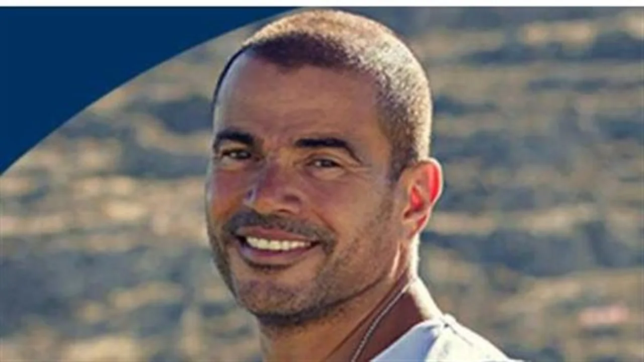 رحلة الصعود.. كواليس انتقال عمرو دياب من شوارع بورسعيد نحو النجومية العالمية